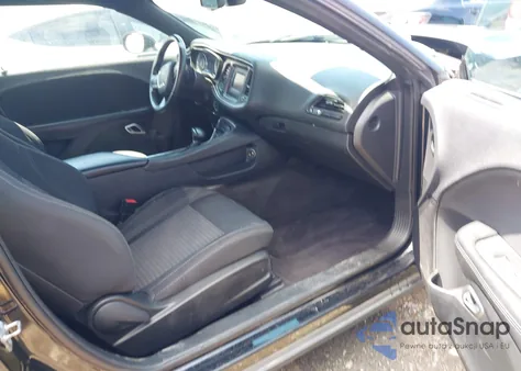 2016 Dodge Challenger Sxt из США, поврежденный, VIN 2C3CDZAG8GH217534